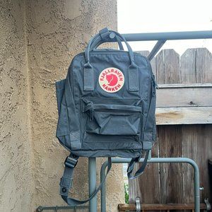 Fjallraven Kanken Mini Graphite